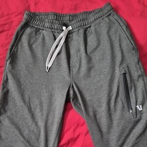 Vuori Green Sunday Jogger Pants SMALL